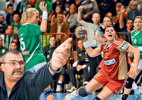 INTERVIU EXCLUSIV | Petre, tatăl handbalistului Marian Cozma, despre meciul lui Oltchim cu Györ: "Batem la 5-6 goluri diferenţă!"