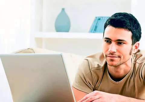 Ai grijă de ochii tăi atunci când stai în faţa calculatorului!