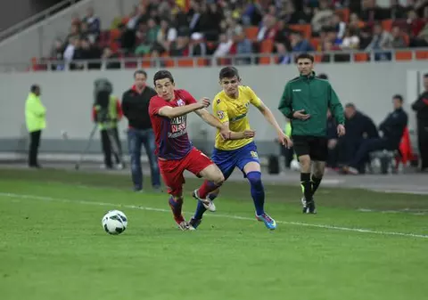 Petrolul Ploieşti a remizat cu Steaua pe Naţional Arena 2-2, dar roş-albaştrii au marcat de două ori din penalty