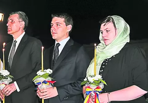 Familia regală, despărţită de Paşte 