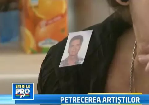 ANCA PANDREA a venit CU FOTOGRAFIA lui IURIE DARIE, prinsă de SACOU la Paștele Artiștilor