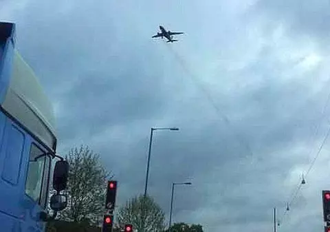 Panică pe un aeroport din Bulgaria. Un avion a ieşit de pe pistă