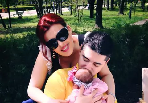 UITE CE PETRECERE de BOTEZ va avea fetiţa DIANEI BIŞINICU. Naşii GABI CRISTEA şi MARCEL TOADER vor avea parte de SURPRIZE