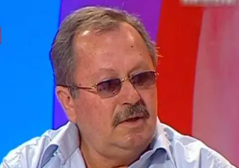 Tatăl Gabrielei Cristea are mari probleme! Îşi vinde casa ca să se opereze! | FOTO