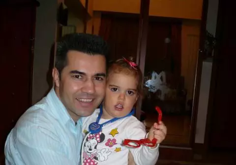 Ce frumuşică s-a făcut fetiţa Ameliei Antoniu!