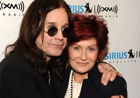 S-a zvonit că DIVORŢEAZĂ, însă Osbournii sunt mai fericiţi ca niciodată! Vezi ce MOTIVE de MÂNDRIE i-a dat Ozzy soţiei lui Sharon!