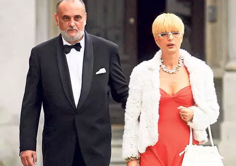 Dana Patriciu reacţionează la acuzaţiile pe care acesta i le-a adus în cererea de divorţ: «Mi-a închis toate cardurile»