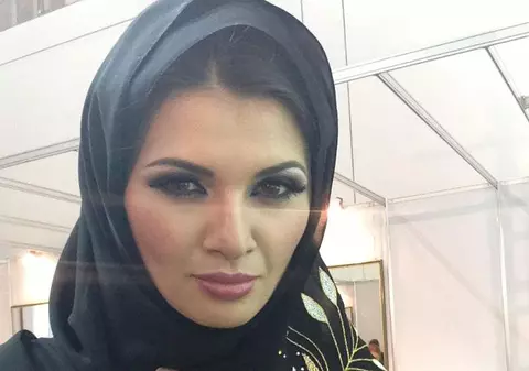 Ramona Gabor SE PREGĂTEŞTE DE NUNTĂ? Iat-o într-o superbă ROCHIE DE MIREASĂ stil PRINŢESĂ! Foto în articol!