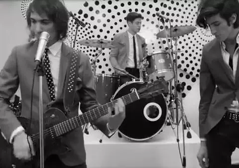 Trupa The Speakers lansează un clip retro pentru piesa "Lullaby" | VIDEO