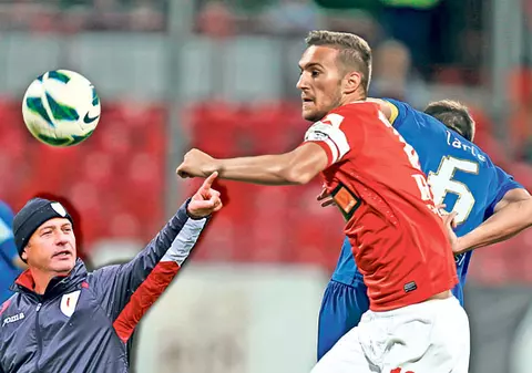 Mircea Rednic, un antrenor prea scump pentru Dinamo? Vrea 15.000 € pe lună