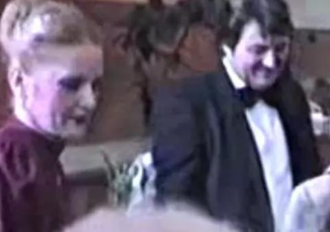 Corneliu Vadim Tudor S-A ÎNSURAT CU BANI DE ÎMPRUMUT! Uite cât L-A COSTAT NUNTA