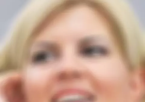 Ar putea fi prima femeie preşedinte din România. Vezi despre cine este vorba