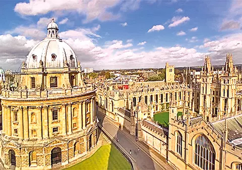 Programe educaţionale tematice la Oxford, Cambridge, New York, Paris şi Berlin