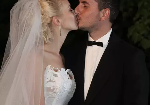 Acum DIVORŢEAZĂ, dar în urmă cu aproape 4 ani, Diana Dumitrescu şi Ducu Ion au avut O NUNTĂ DE POVESTE! Foto de arhivă!