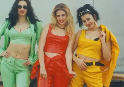 O fostă componentă vorbeşte despre reunirea trupei Exotic. Va fi REVENIREA ANULUI ÎN SHOWBIZ?
