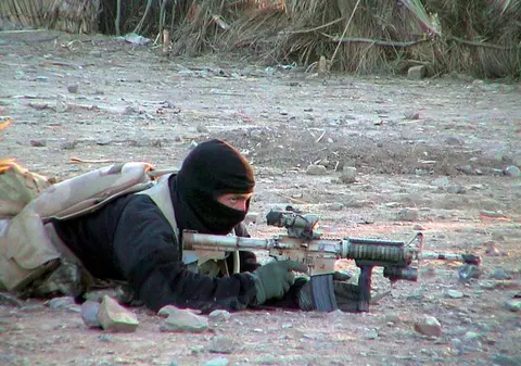 «Prinţesa războinică»! Un fost militar din unitatea de elită a pușcașilor marini americani a devenit femeie - VIDEO