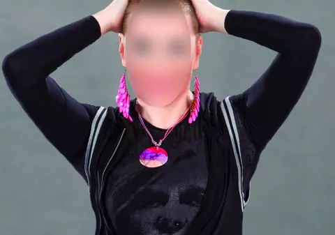 O celebră cântăreaţă de la noi FACE PACE CU EA ÎNSĂŞI: "M-am condamnat destul pentru greşeli. Azi mă voi ierta"