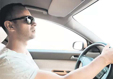 Pleci în vacanţă în UE? Cum procedezi dacă vrei să închiriezi un autoturism în străinătate