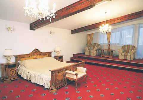 În această vară, la Hotel Aurelius din Poiana Braşov: 50 de euro dubla cu mic dejun inclus!