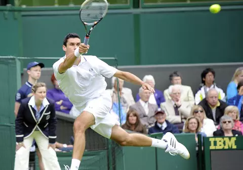 Victor Hănescu nu a avut nicio şansă în faţa lui Roger Federer, în primul tur la  Wimbledon 