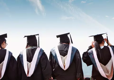 Ca să nu ajungă de la bal la spital