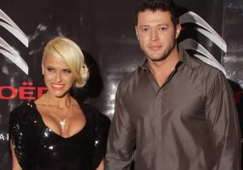 Anda Adam, subiect de bârfă în lumea mondenă: «A cunoscut 5 fotbaliști de când a lăsat-o Victor» 