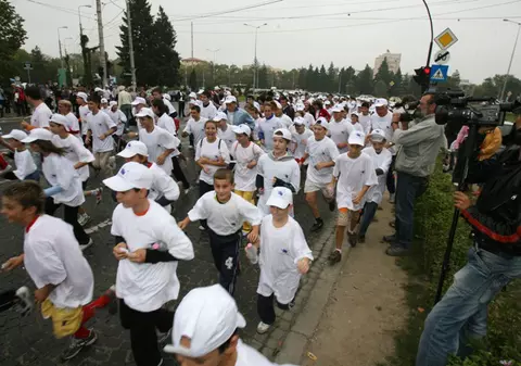 Cros cu 2.000 de participanţi, astăzi, în Capitală
