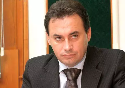Finul lui Băse riscă închisoare pentru dare de mită