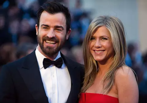 Jennifer Aniston, CERTATĂ CU MAMA EI! Nu a invitat-o nici la nuntă!