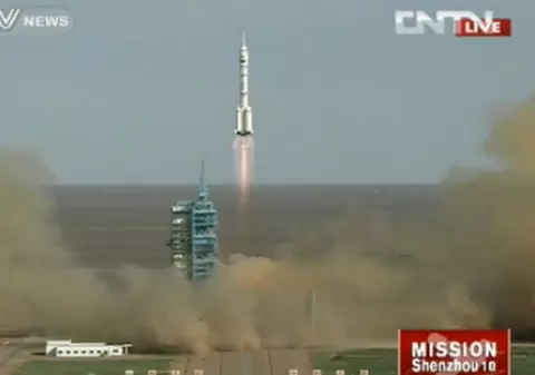 China a lansat cu succes un vehicul spaţial