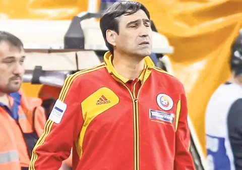 PIŢIpoanca! Întrebat de o jurnalistă despre condamnarea din «Dosarul Valiza», un an de închisoare cu suspendare, selecţionerul a reacţionat golăneşte