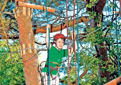 Unde se distrează copiii în vacanţă?