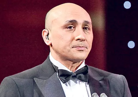 Marcel Pavel s-a mutat în altă cameră, ca să nu audă plânsetele bebeluşei!