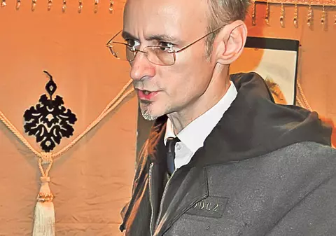 PANTOFII CARE L-AU LĂSAT MASCĂ până şi pe MIHAI ALBU: "Ăsta nu e TOC CUI, e TOC PUI"