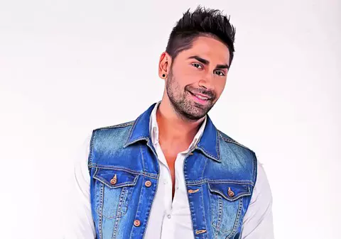 Connect-R şi soţia lui, Misha, s-au trezit cu poliţia pe cap