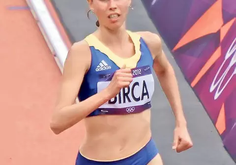 Roxana Bârcă, aur la Jocurile Mondiale Universitare din Rusia, în proba de 10.000 m: «Am simţit că nimeni nu se pune cu mine»