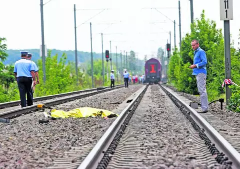 L-au cusut 5 ore pentru a-i reface faţa şi corpul! 
