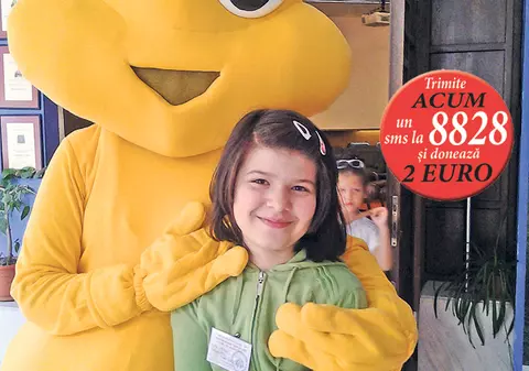 Diana trebuie să ajungă în Turcia! Operată de metastaze la plămâni, fetiţa are nevoie de 4.000 de euro pentru o analiză esenţială