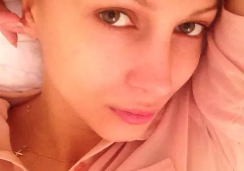 Lora, INTERNATĂ la "MECCA BOLNAVILOR DE CANCER", pentru BIOPSIE: "Sper să mă întorc perfect sănătoasă"