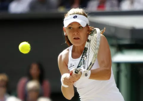 PROBLEME pentru Agnieszka Radwanska după ce a pozat GOALĂ. Tenismena poloneză a fost exclusă dintr-un grup catolic!