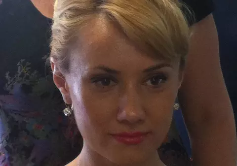 EXCLUSIV | Iată ce rochii va purta "bebeluşa" Oana Ioniţă la nuntă!