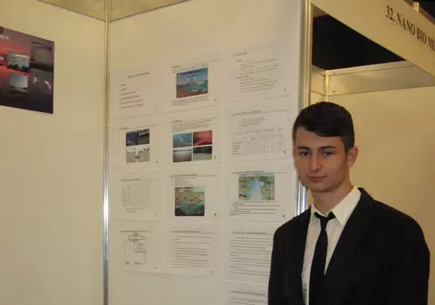Studenţii ieşeni au inventat o platformă de agrement pentru oameni, care ajută peştii