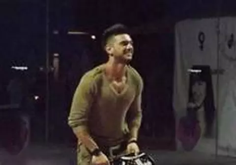 Dorian Popa se întreţine cu ultima fiţă în materie de sport, padel! 