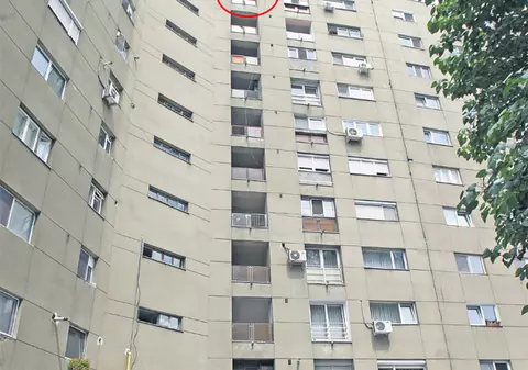 Drama unei familii din cartierul Drumul Taberei din Bucureşti: Erau la munte când fata lor a căzut de la etaj