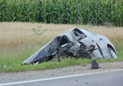 Ambasadorul Cristian Istrate, rănit în accidentul în urma căruia fiul său cel mare a murit, a fost operat şi este în stare stabilă