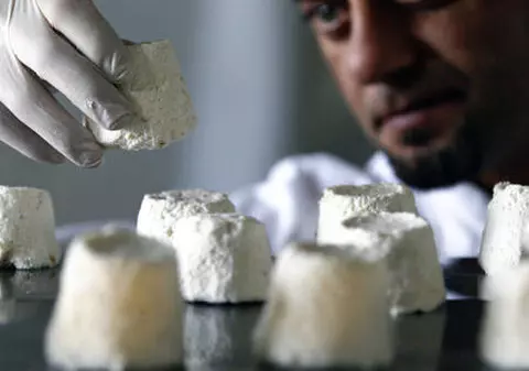 Cum să te fereşti de toxinfecţiile de vară provocate de lactate