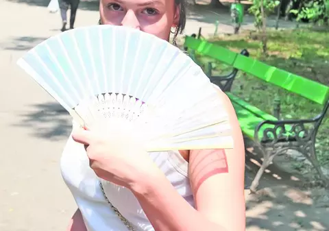 Ne aşteaptă temperaturi de 36 de grade la umbră. Iată cum faci faţă caniculei!