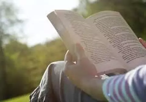 Iată despre ce lucruri INCREDIBILE mai mint oamenii