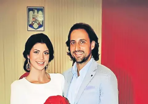 Denis Ştefan s-a însurat cu «Bebeluşa» lui gravidă