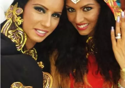 Doiniţa Oancea S-A TRANSFORMAT ÎN INDIANCĂ! Uite cum a defilat prin Mamaia | FOTO 